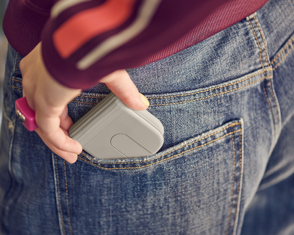LOGITECH BLOG_MOBI FOLD 5